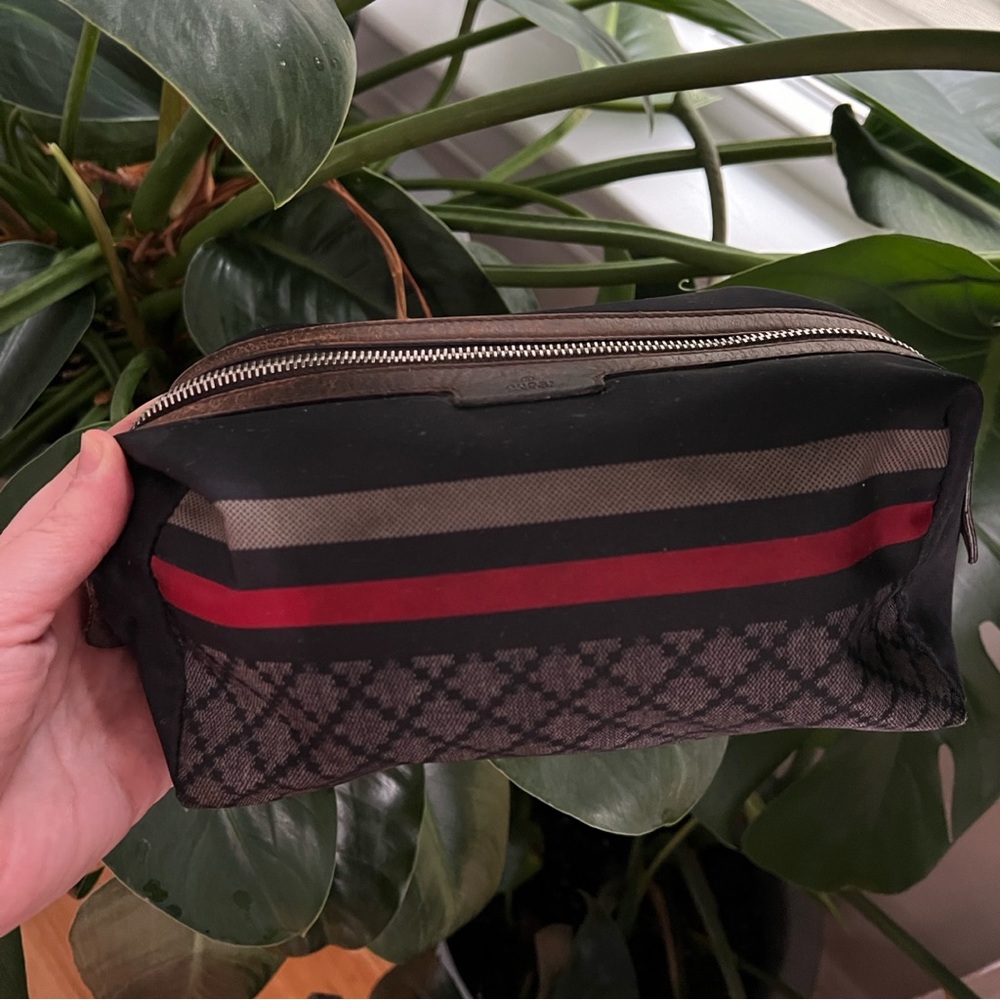 Authentic: Gucci Sherry Line Diamanté Toiletry Bag